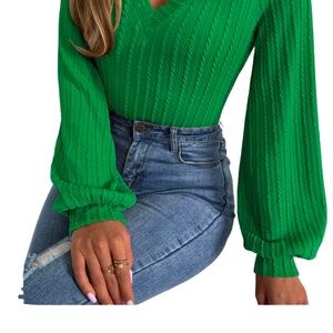 SHEIN Green V-Neck Ribbed Knit Top
